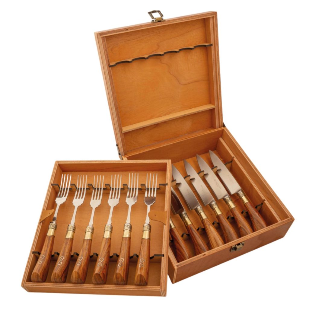 Juego De Cubiertos Linea Fina Madera Puntera De Alpaca Con Iserto Fino 12 Piezas En Caja De Madera  2 Pisos Cedro Lustrado, Pampeana