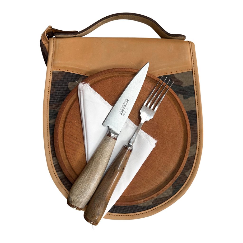Set de Asado Individual Regional SCHMIEDEN con Estuche Camuflado con Cuero Premium